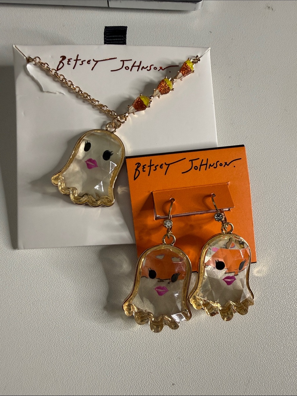 Betsey Johnson 🔥🎃👻 Gold Ghost Pendant Necklace & Earring Set - Gold